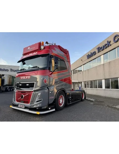 1/50 SL Logistics Volvo FH Aero 500 4x2 met 3-assig chassis en ISO Tankcontainer TEKNO 88435 TEKNO