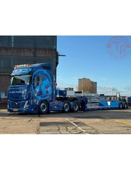 Volvo FH Aero 6x2 trekker met 2-assige Broshuis dieplader De Kreek Transport 1:50 TEKNO 89424 TEKNO