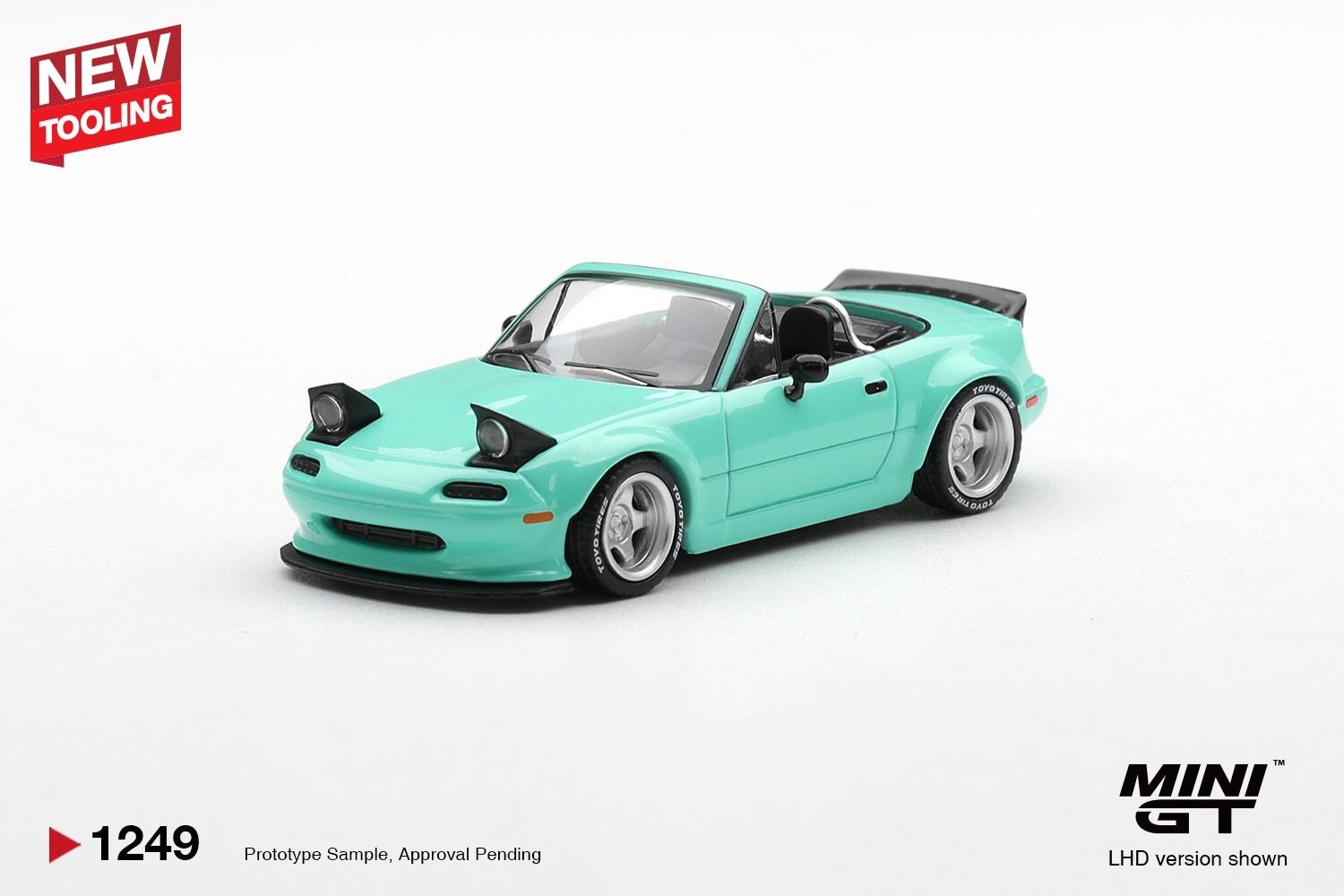 MGT01249-L 1/64 MAZDA MX5 (NA) PANDEM BODY KIT MINT GREEN 2026 14,9