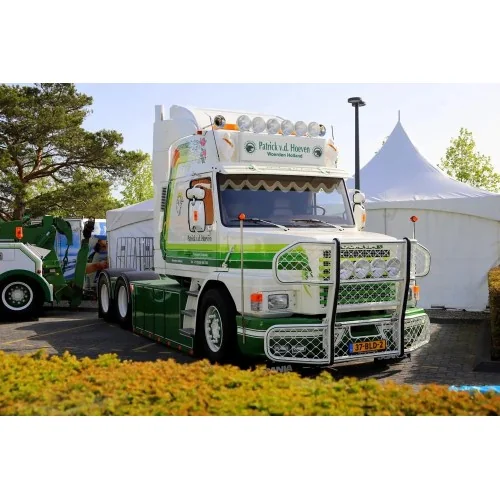 1/50 Patrick van der Hoeven Scania Torpedo 143 6x2 sleepas TEKNO 87718 TEKNO