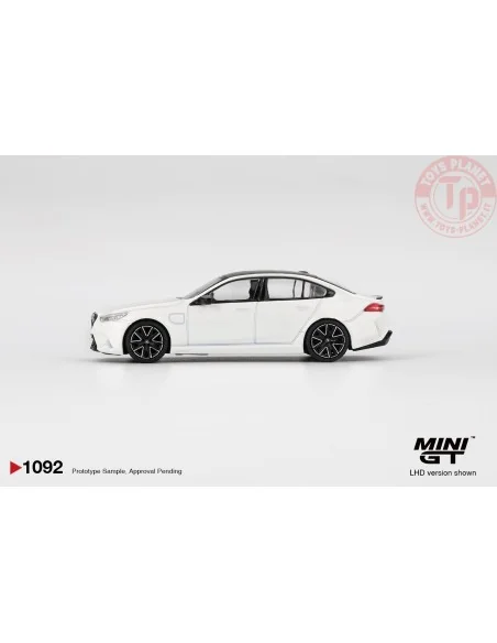 1/64 BMW M5 (G90) ALPINE WHITE 2025 MGT01092-L MINI GT