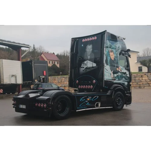 1/50 Magnin MERCEDES-BENZ ACTROS MP5 GIGA SPACE 4X2 WSI 01-5396 WSI MODELS