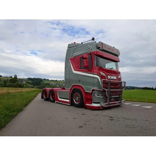 1/50 Vowa - Popeye Scania Next Gen R-Serie Highline met 3-assige koeloplegger TEKNO 87760 TEKNO