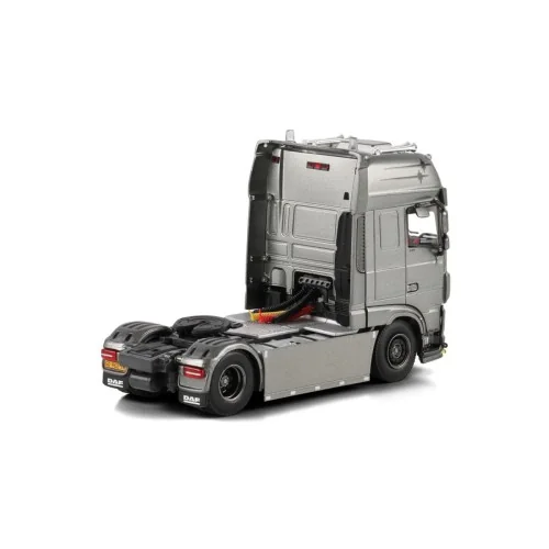 1/50 Armor Express DAF XF SUPER SPACE CAB MY2017 4X2 WSI 01-5049 WSI MODELS