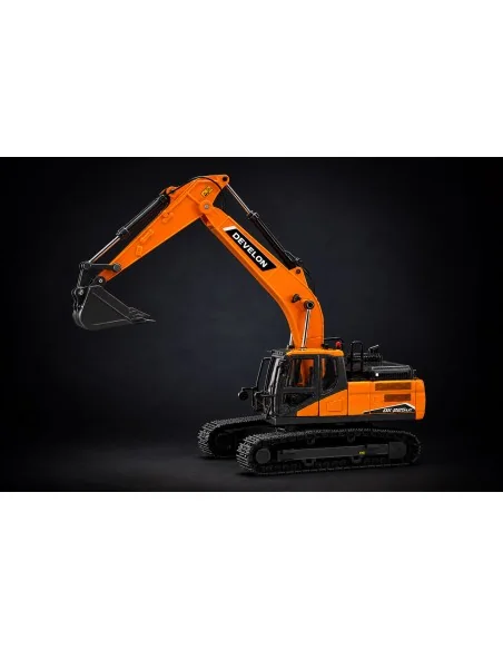 1/50 Develon DX225 IMC MODELS 16-1040 IMC MODELS