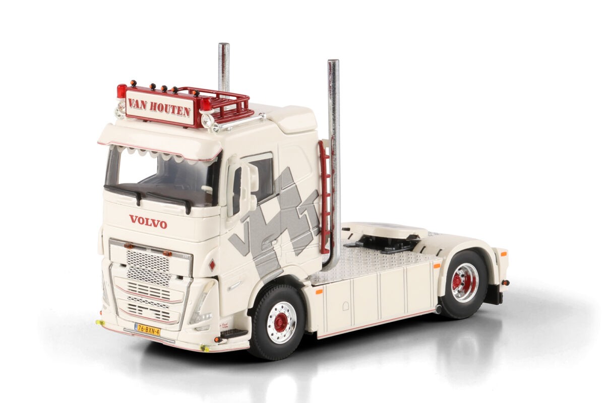 WSI 1/50 VOLVO FH4 SLEEPER CAB 8×4 Erik Duus; VOLVO FH4 SLEEPER