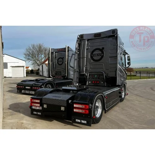 1/50 Bouillon VOLVO FH5 GLOBETROTTER XL 4X2 REEFER TRAILER - 3 AXLE WSI 01-5238 WSI MODELS