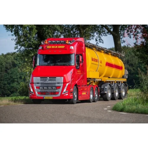 1/50 Vakutrans VLASTUIN VT5 6X2 TAG AXLE VACUUM TANK TRAILER - 3 AXLE WSI 01-5202 WSI MODELS