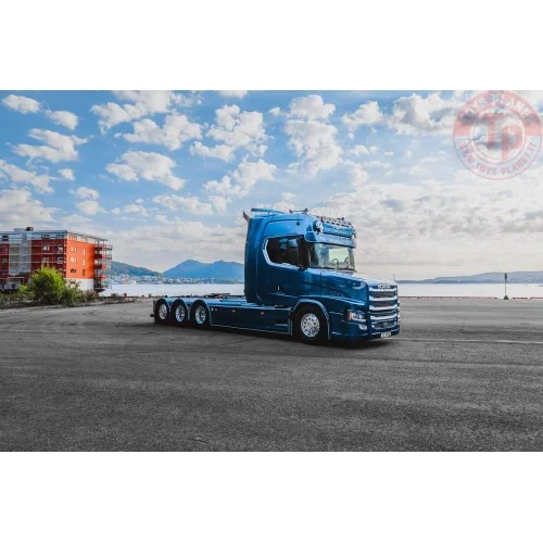 Scania Highline 8x4 motorwagen met haakarmsysteem Tuft Customservice AS TEKNO 89350 TEKNO