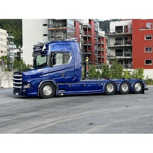 Scania Highline 8x4 motorwagen met haakarmsysteem Tuft Customservice AS TEKNO 89350 TEKNO