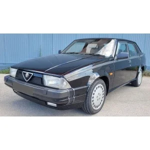 1/18 ALFA ROMEO 75 3.0 V6 AMERICA 1989 NERO MITICA 200113-D MITICA