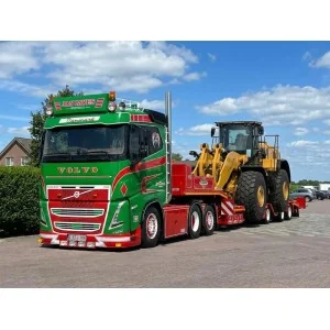 1/50 Jan Mues Volvo FH05 low roof 6x2 con semirimorchio 3 assi TEKNO 88135 TEKNO