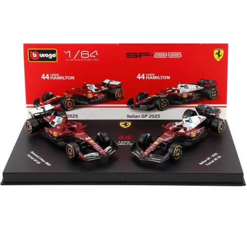 1/64 FERRARI SET F1 2X SF-25 TEAM SCUDERIA FERRARI HP N 44 SEASON 2025 LEWIS HAMILTON + MONZA ITALY GP 2025 - CON VETRINA BUR...