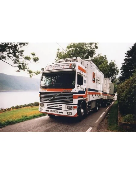 1/50 Linjegods Volvo F12 Globetrotter Short Rigid Truck with 8.7m Trailer TEKNO 92324 TEKNO