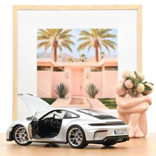 1/18 PORSCHE 911 GT3 W/TOURING PACK 2025 GT SILVERMETALLIC NV187002 NOREV