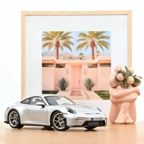 1/18 PORSCHE 911 GT3 W/TOURING PACK 2025 GT SILVERMETALLIC NV187002 NOREV