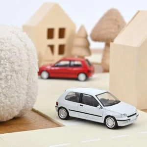 1/43 RENAULT CLIO 16S 1991 WHITE NV517524 NOREV