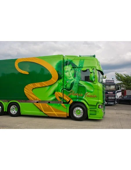 1/50 Müller - Shania Twain Scania Next Gen 590S-V8 Highline con rimorchio 2 assi TEKNO 90376 TEKNO 1/50 Müller - Shania Twain Scania Next Gen 590S-V8 Highline con rimorchio 2 assi TEKNO 90376 TEKNO
