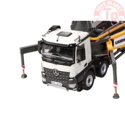 Liebherr 43 R4 XXT pompa autocarrata 4assi MB Arocs 931 NZG